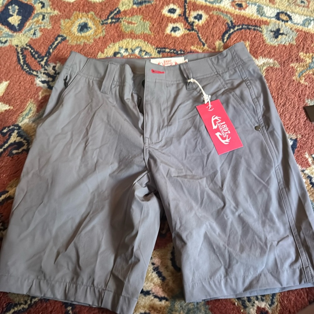 NWT 1897 Legends Men’s Walking Short in charcoal grey